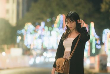 手拿包搭配指南：上班族也能輕鬆駕馭的時尚秘訣